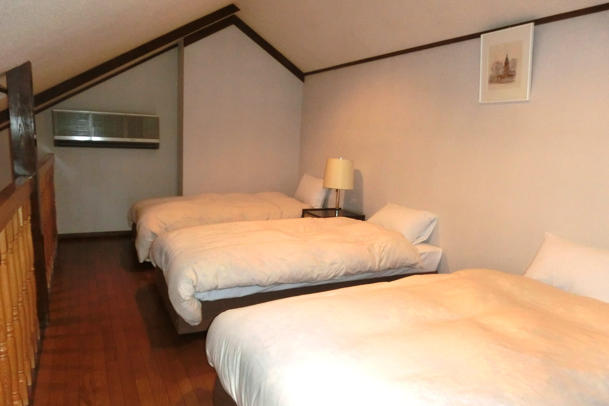 メゾネットタイプ　2階